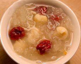 红枣核桃燕窝粥
