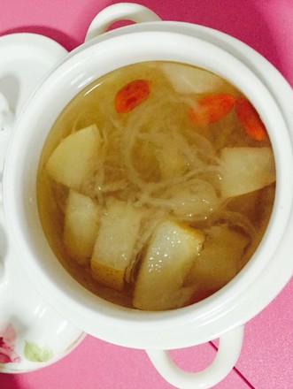 雪梨莲子燕窝的家常做法